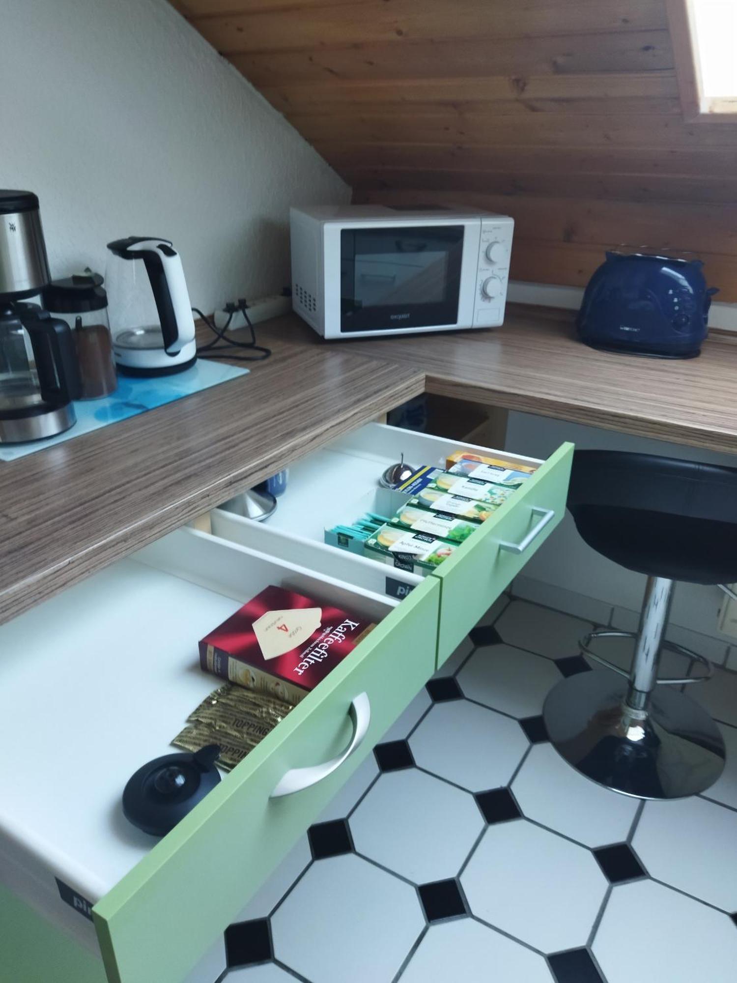 Aussergewoehnliche Atelierferienwohnung Mit Balkon An Der Donau Winzer Bagian luar foto